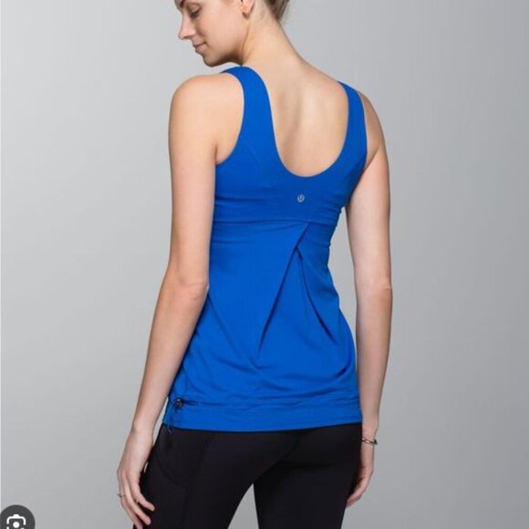 $50/2 Lululemon Tame Me Tank size 10 - Picture 1 of 11